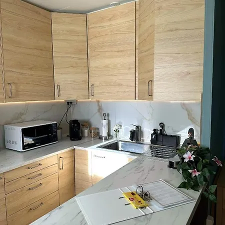 Breathtaking Scenery And Cozy Comfort In Daire *