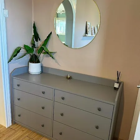 Breathtaking Scenery And Cozy Comfort In *